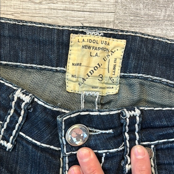 Women's Blue Jeans - Picture 4 of 4